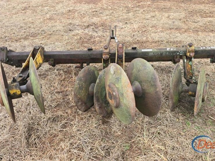 massey-ferguson-375-image-2