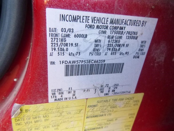 2003-ford-f550-image-33