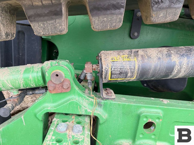 2015-john-deere-8370rt-image-21