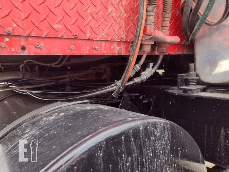 2000-international-9900-image-37