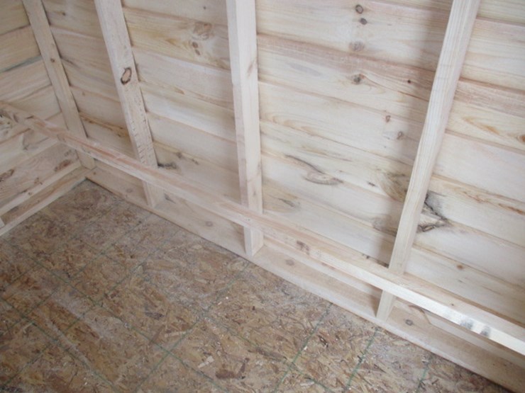 #7017-•-5x8-chicken-coop-image-8