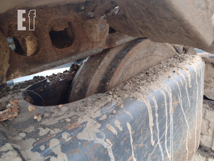 case-cx145d-msr-image-41