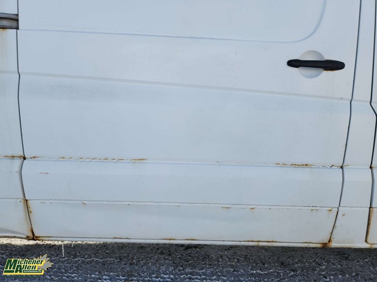 2009-dodge-sprinter-3500-image-31