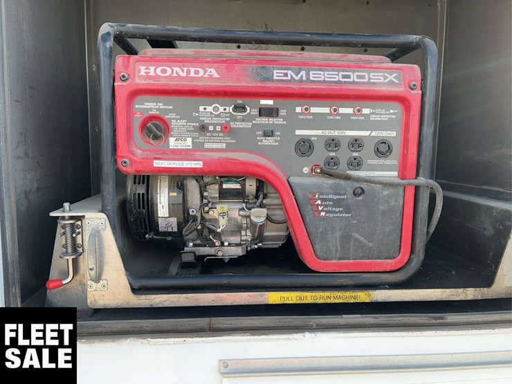 2012-freightliner-m2-112-t/a-service-truck-image-24