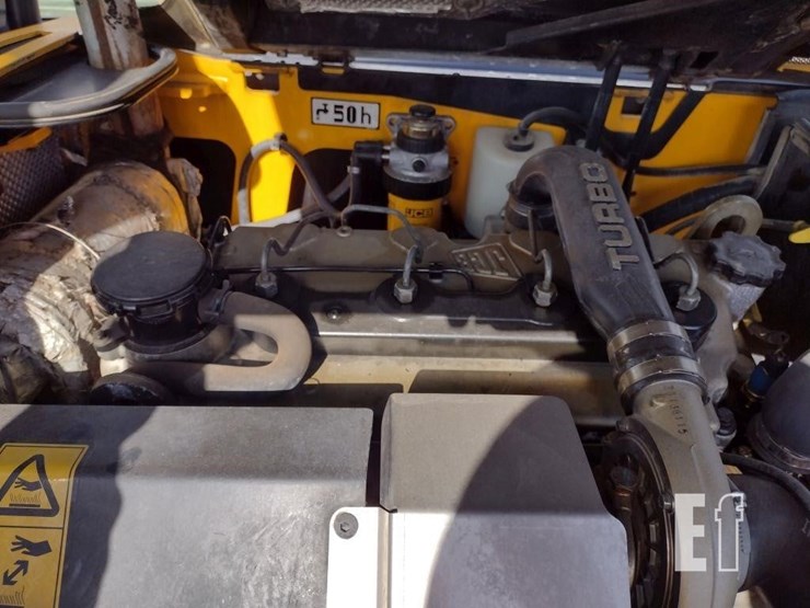 2013-jcb-527-55-image-23