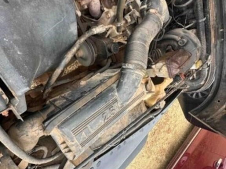 1989-jeep-wrangler-image-38