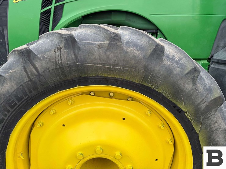 2012-john-deere-8335r-image-16