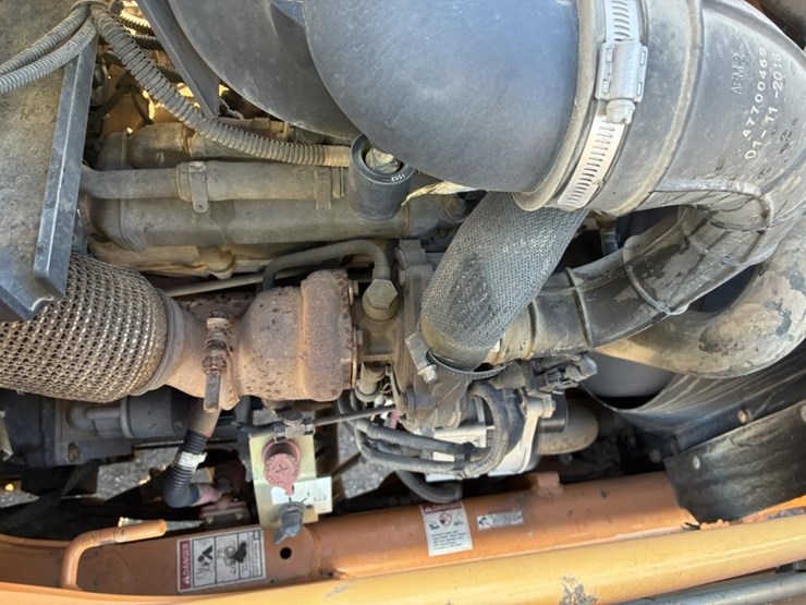 2016-case-570n-ep-image-26