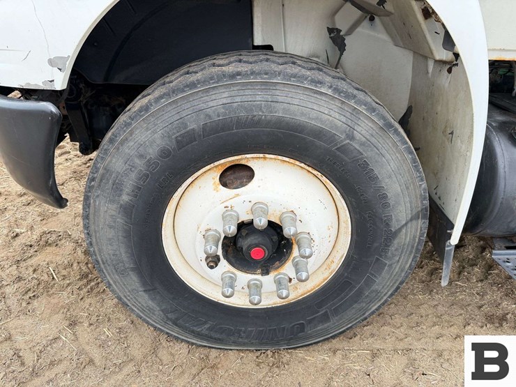 international-4400-image-12