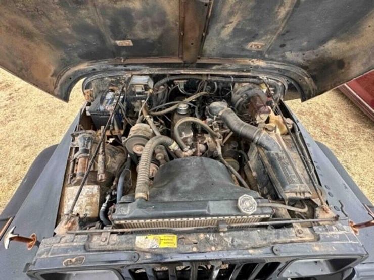 1989-jeep-wrangler-image-35