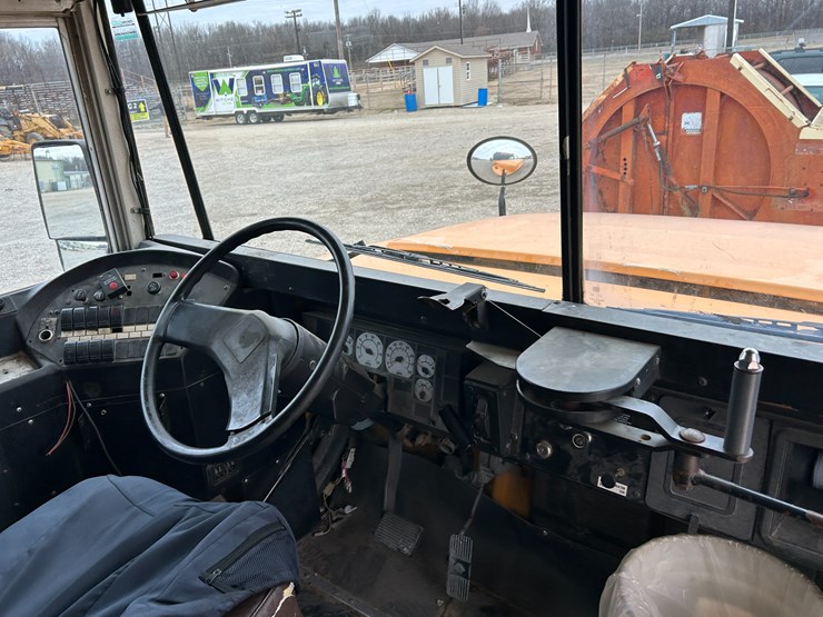 2000-international-2000-image-6