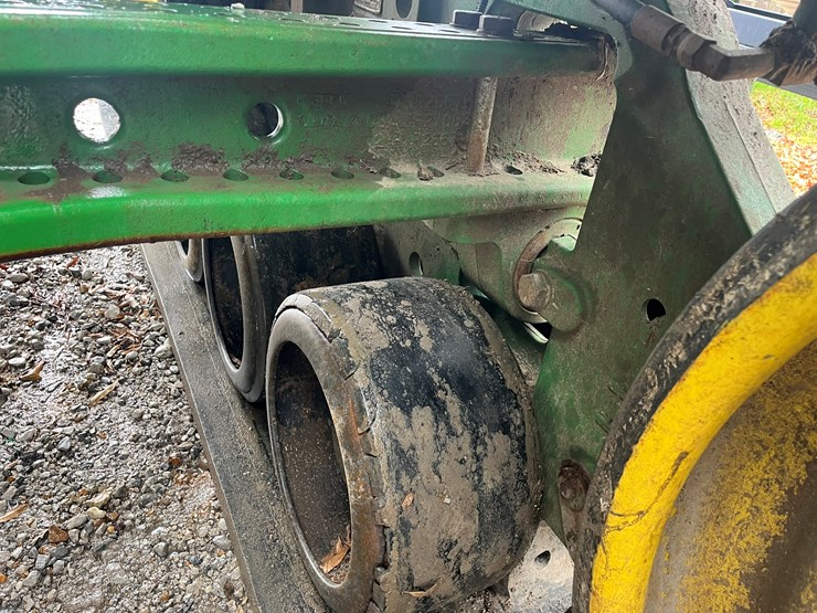 2014-john-deere-8370rt-image-29