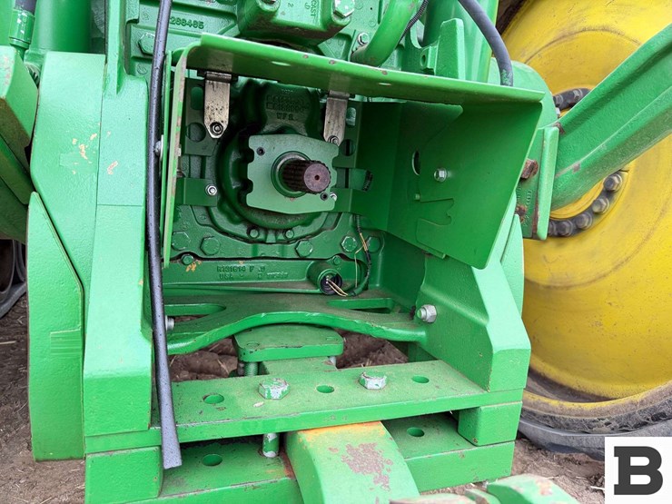 2015-john-deere-8370rt-image-34