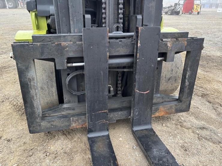 clark-c32cl-image-11