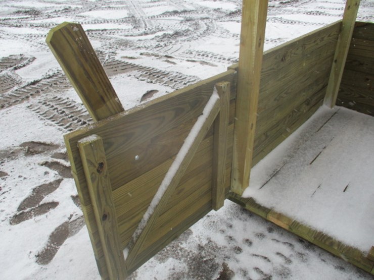 #7019-•-6x6-bale-feeder-image-5