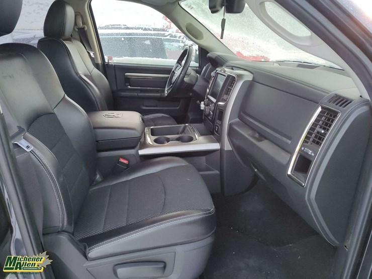 2016-dodge-1500-image-13