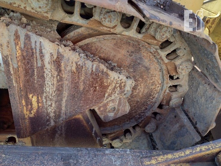 caterpillar-d6h-image-31