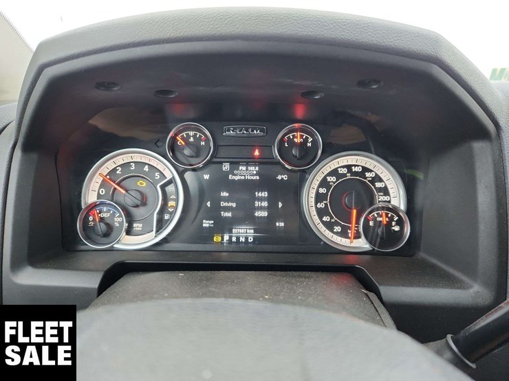 2014-ram-4500-slt-image-19