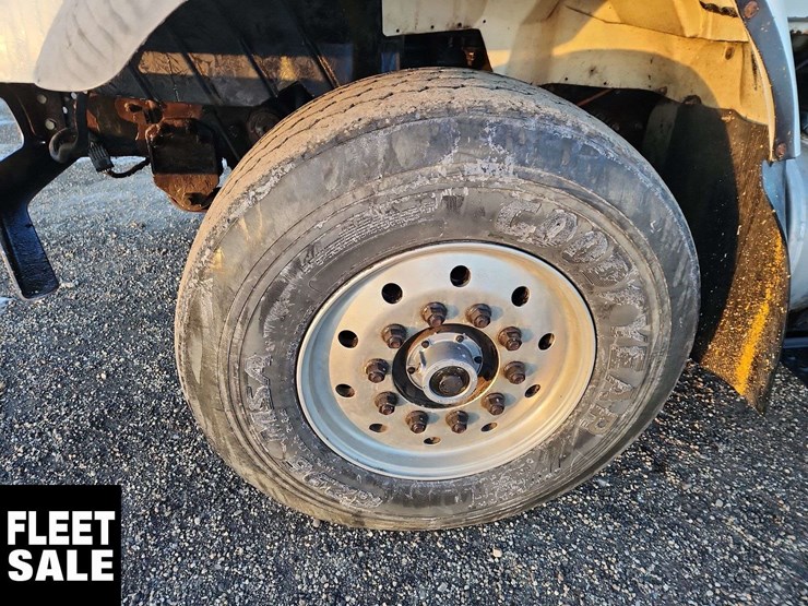 2005-international-workstar-7400-image-10