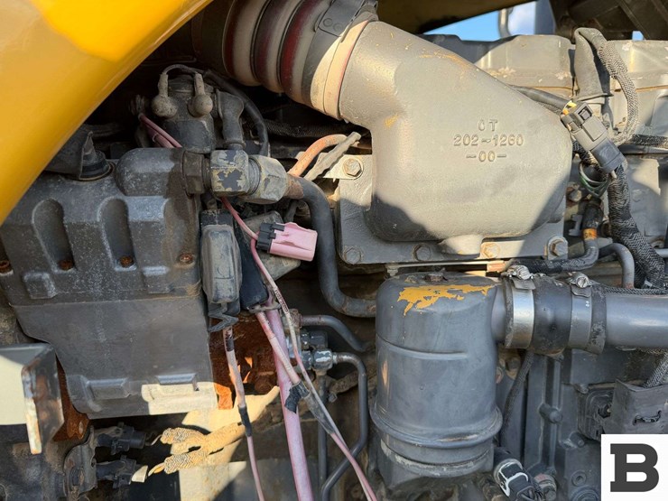 2003-challenger-mt755-image-43