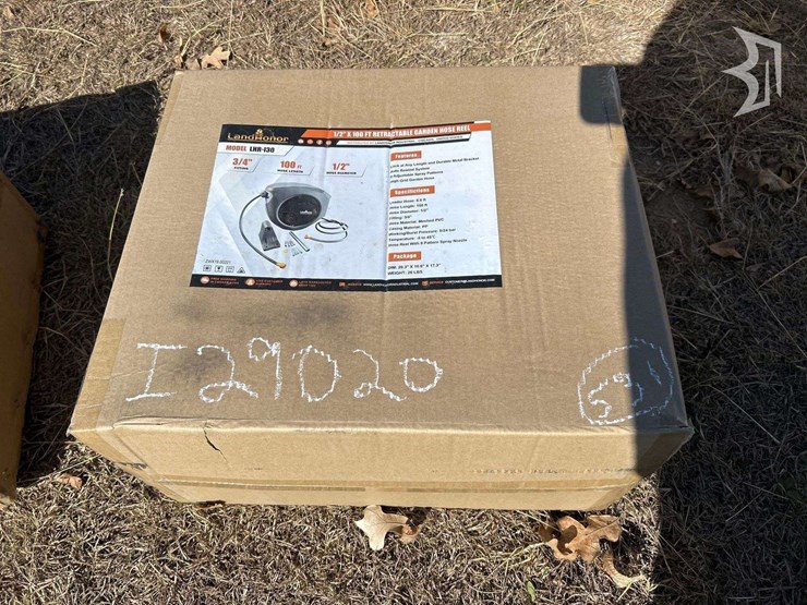 landhonor-lhr-i30-100ft-retractable-garden-hose-reel-image-2