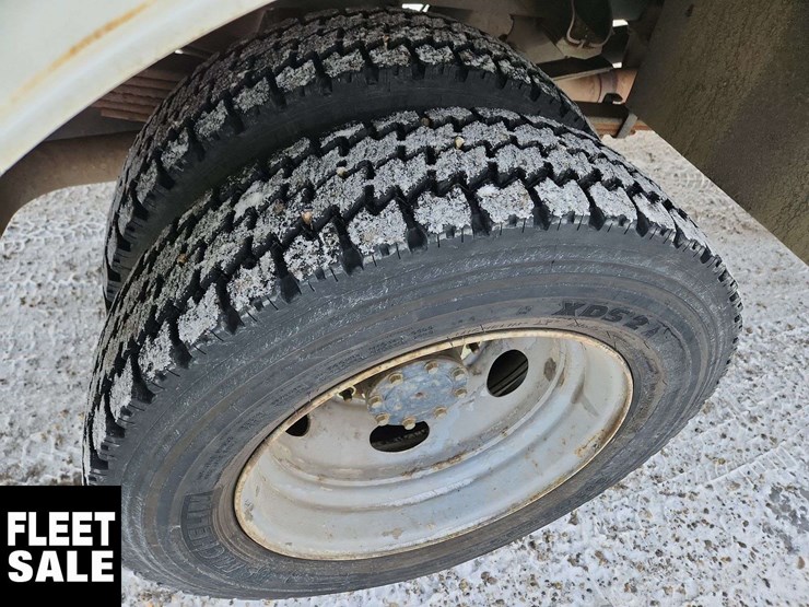 2015-ram-5500-4x4-s/a-service-truck-image-12