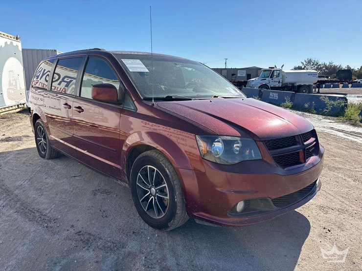 2017-dodge-grand-caravan-image-2