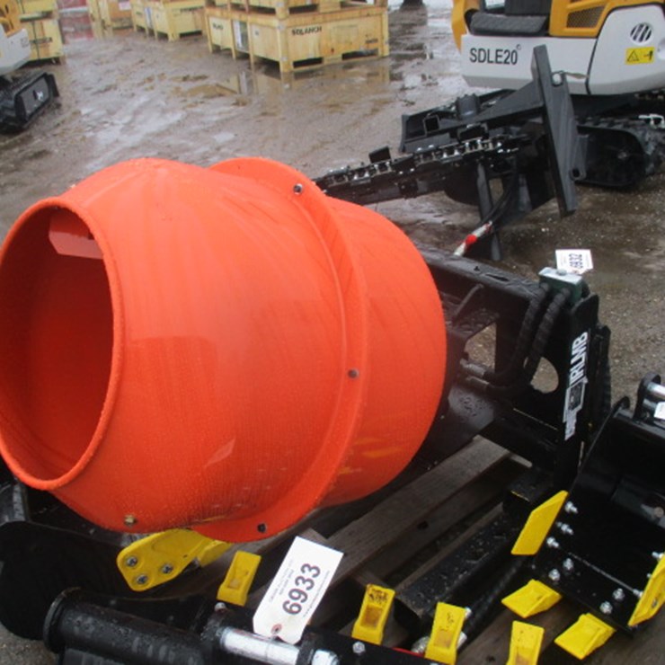 #6932 • Mini Skidsteer Mixing Drum