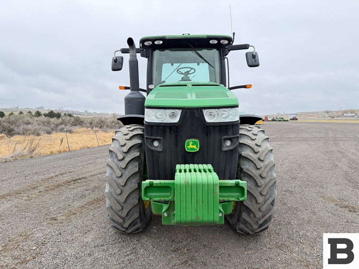 2011-john-deere-8310r-image-8