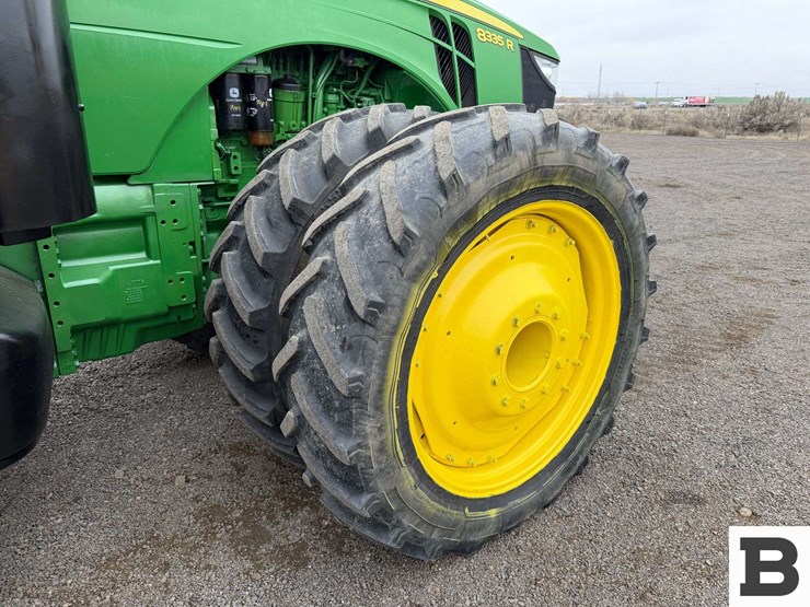 2012-john-deere-8335r-image-56