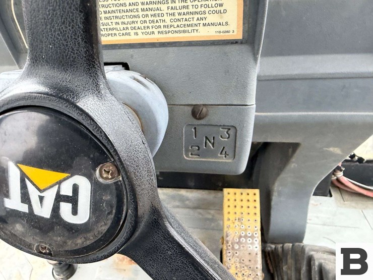 1998-caterpillar-416c-image-62