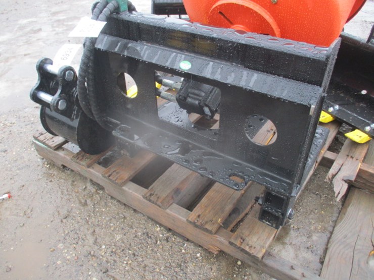 #6932-•-mini-skidsteer-mixing-drum-image-4