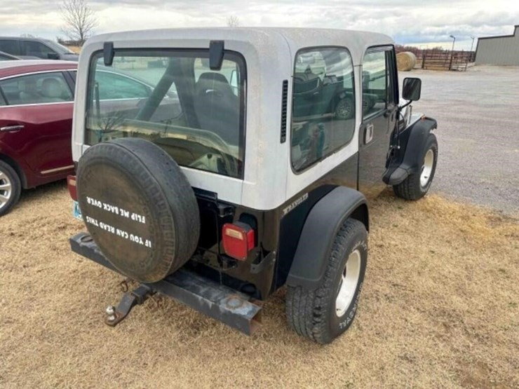 1989-jeep-wrangler-image-5