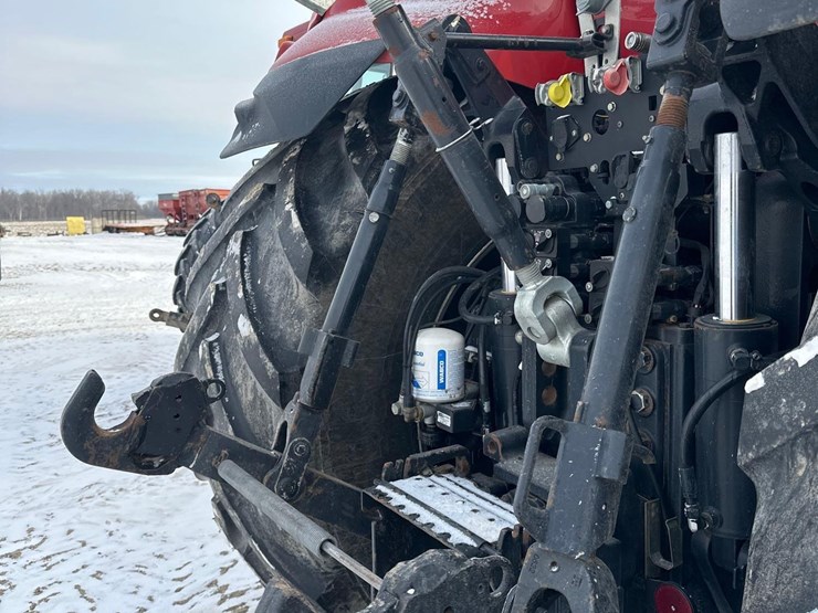 case-ih-magnum-380-cvt-image-9