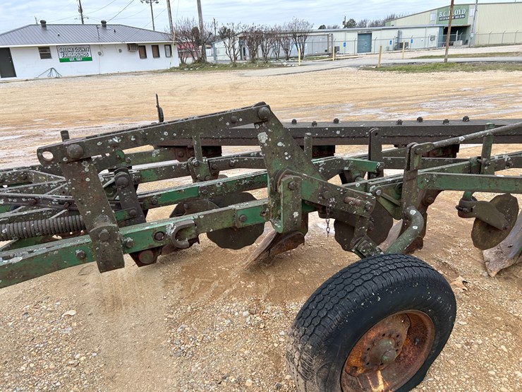 john-deere-5-image-3