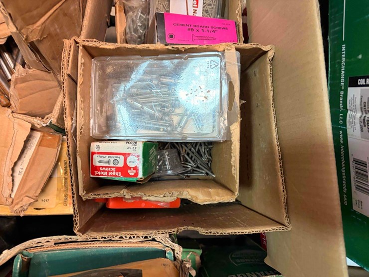 assortment-of-nails-fasteners-/w-misc-material-image-8