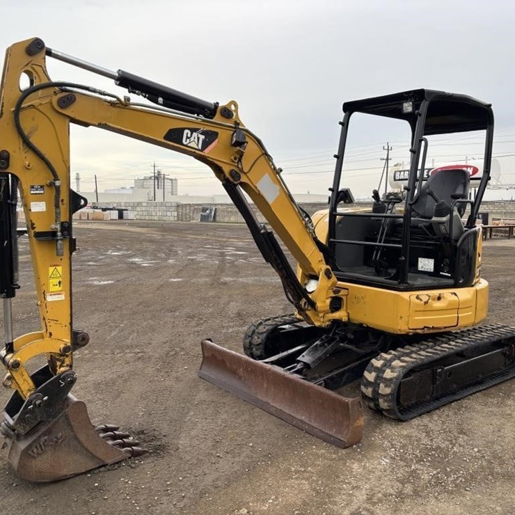 2018 CATERPILLAR 303