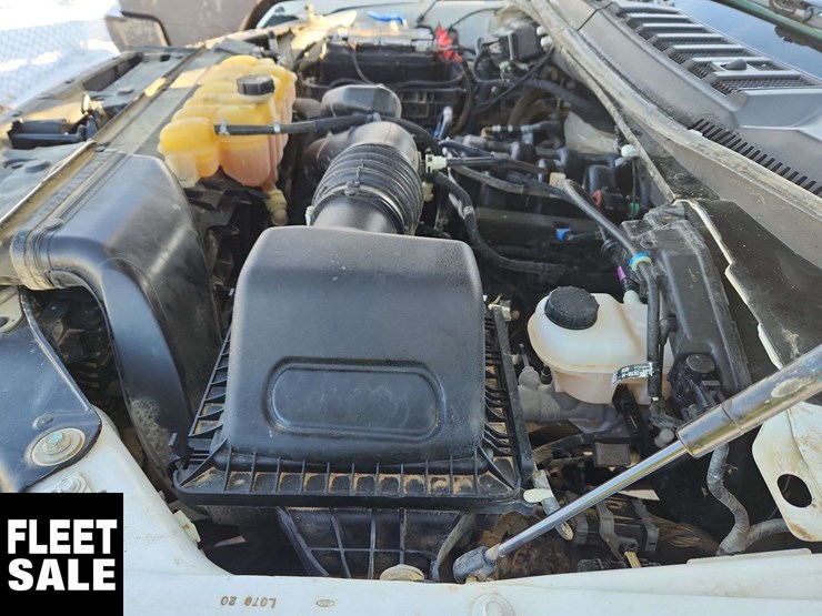 2020-ford-f150-xl-image-21