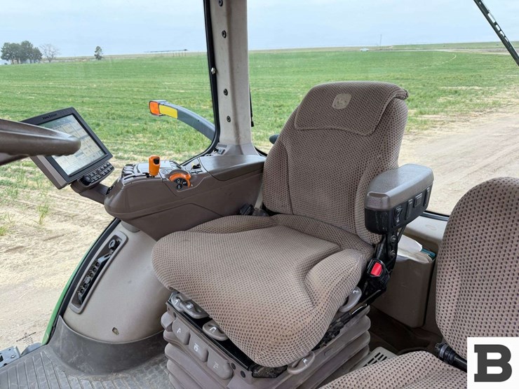 2016-john-deere-7290r-image-75