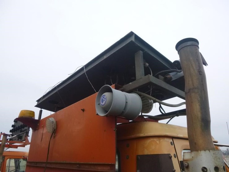 1995-international-4900-image-15