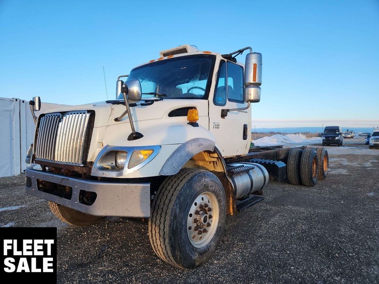 2005-international-workstar-7400-image-1