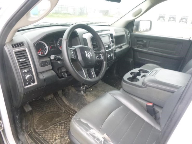 2016-dodge-1500-image-13