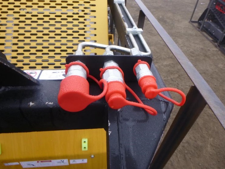 2025-agt-mx-crt23-skid-steer-track-loader-image-10