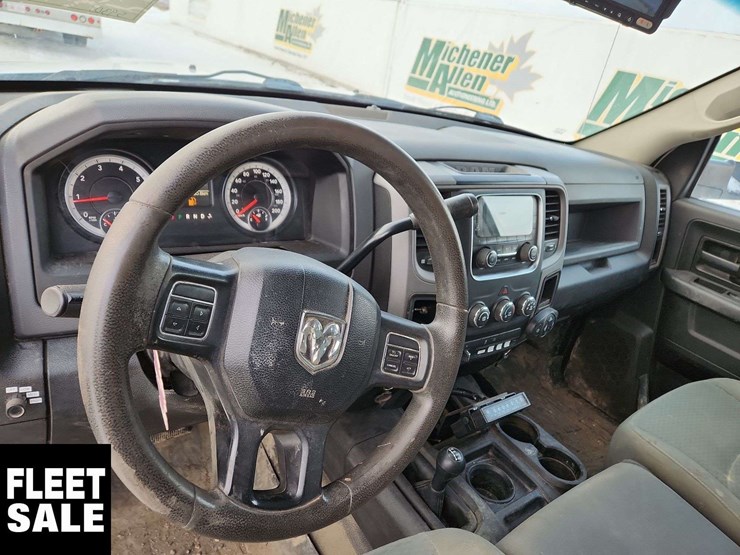 2015-ram-5500-4x4-s/a-service-truck-image-18