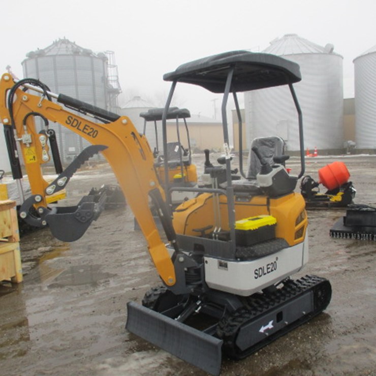 #6566 • SDLE20 Yanmar Diesel Mini Excavator