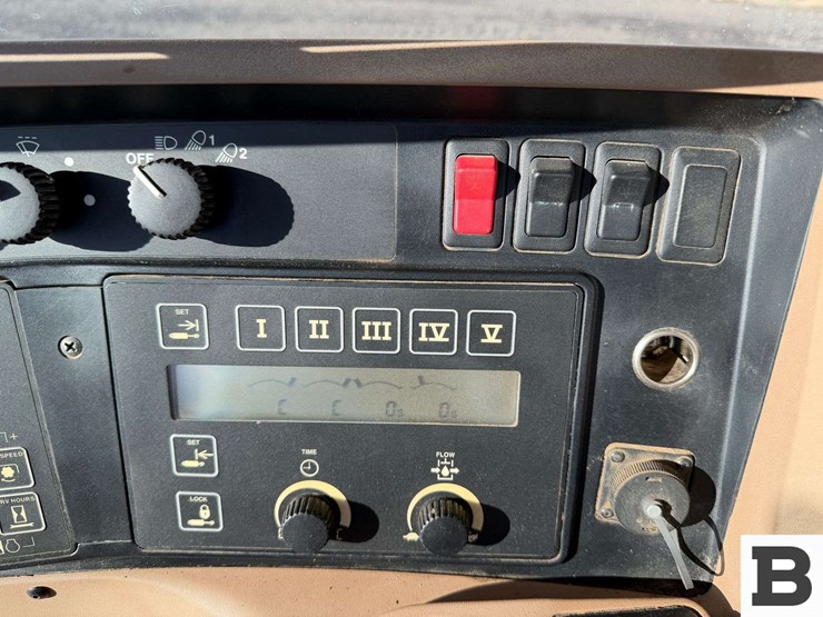 1997-john-deere-8300-image-67