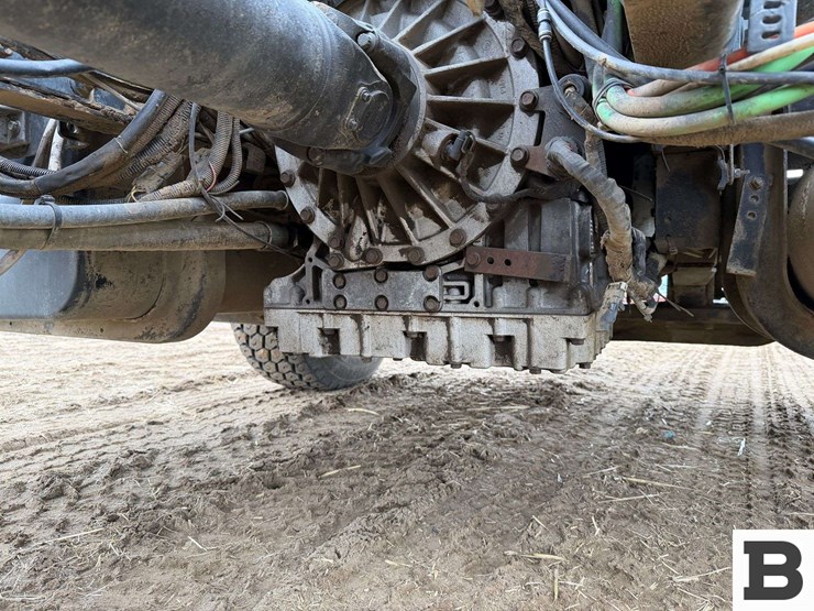 2003-international-7600-image-32