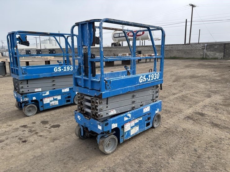 genie-gs1930-image-1