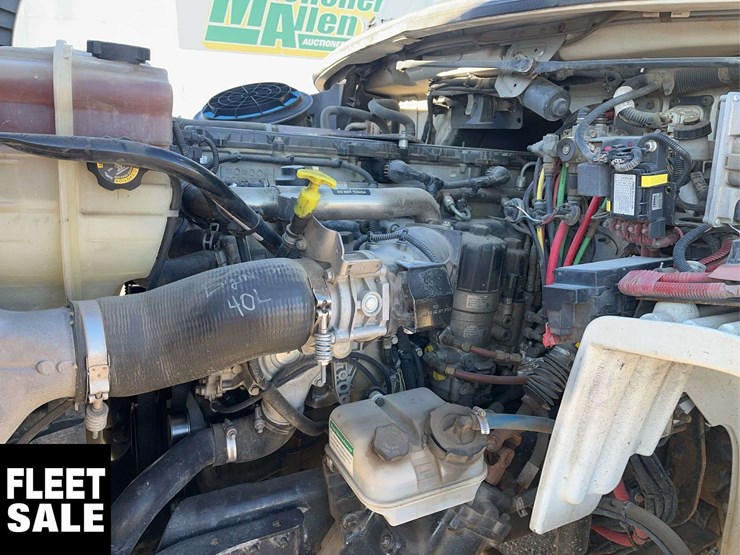 2012-freightliner-m2-112-t/a-service-truck-image-27