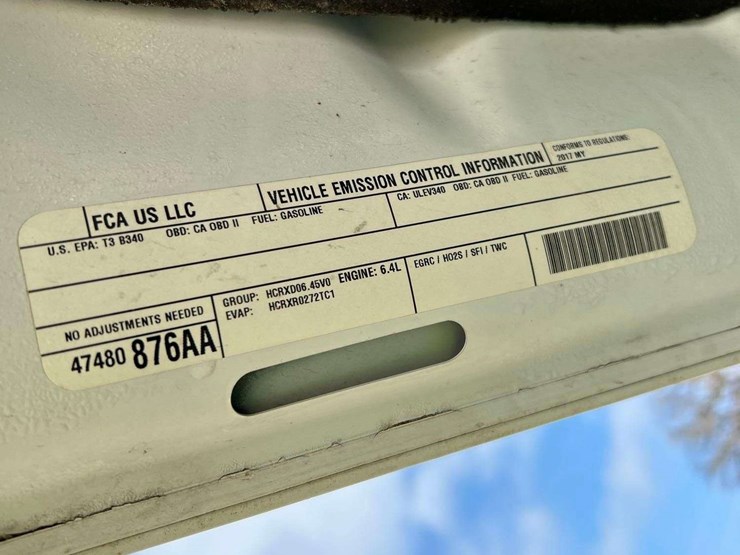 2017-dodge-2500-image-11